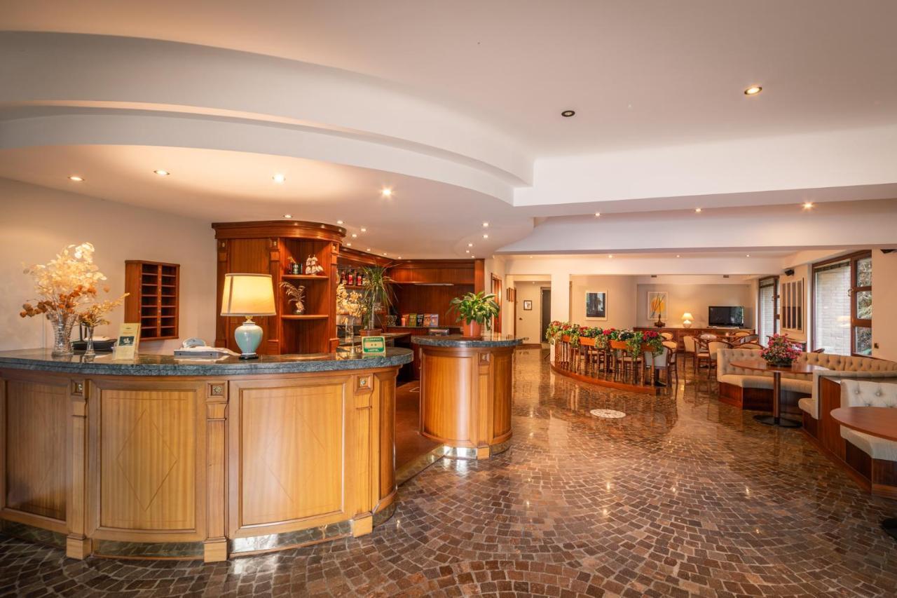 Faggeto Lario Hotel Ristorante Vapore מראה חיצוני תמונה