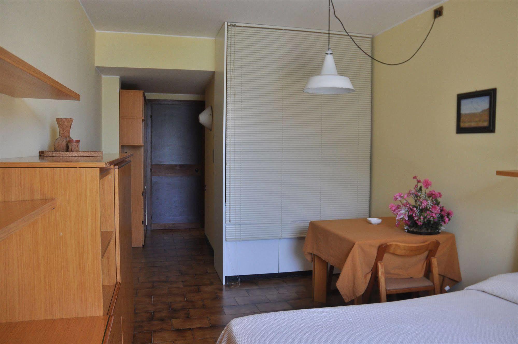 Faggeto Lario Hotel Ristorante Vapore מראה חיצוני תמונה